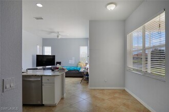 9130 Spring Mountain Way in Ft. Myers, FL - Building Photo - Building Photo