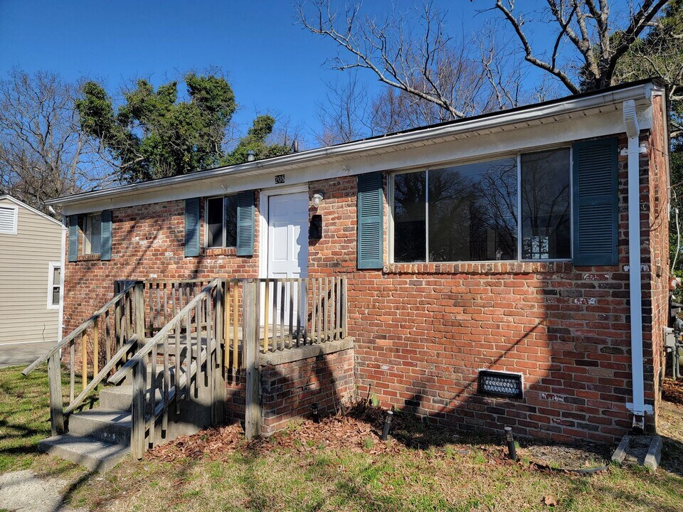 208 Erwin St in Greensboro, NC - Building Photo