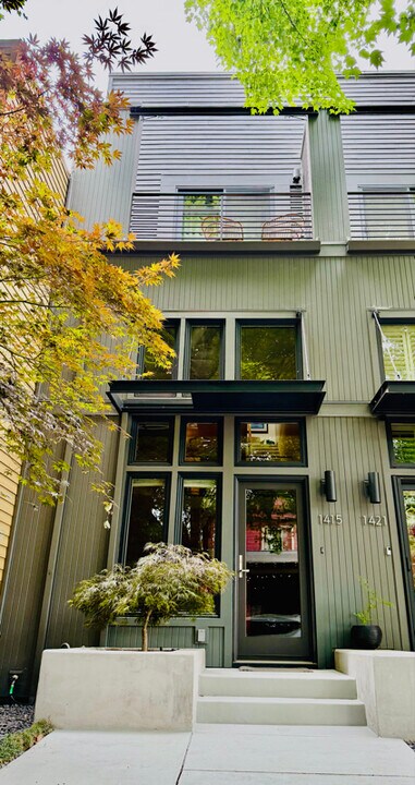 1415 NE 17th Ave in Portland, OR - Building Photo