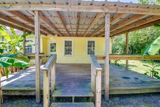 3901 McKinney Dr in La Marque, TX - Building Photo - Building Photo