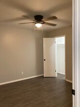 2241 W Burton Rd in Mount Pleasant, TX - Building Photo - Building Photo