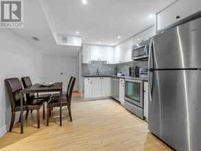 19 Nevada Ave in Toronto, ON - Building Photo - Building Photo