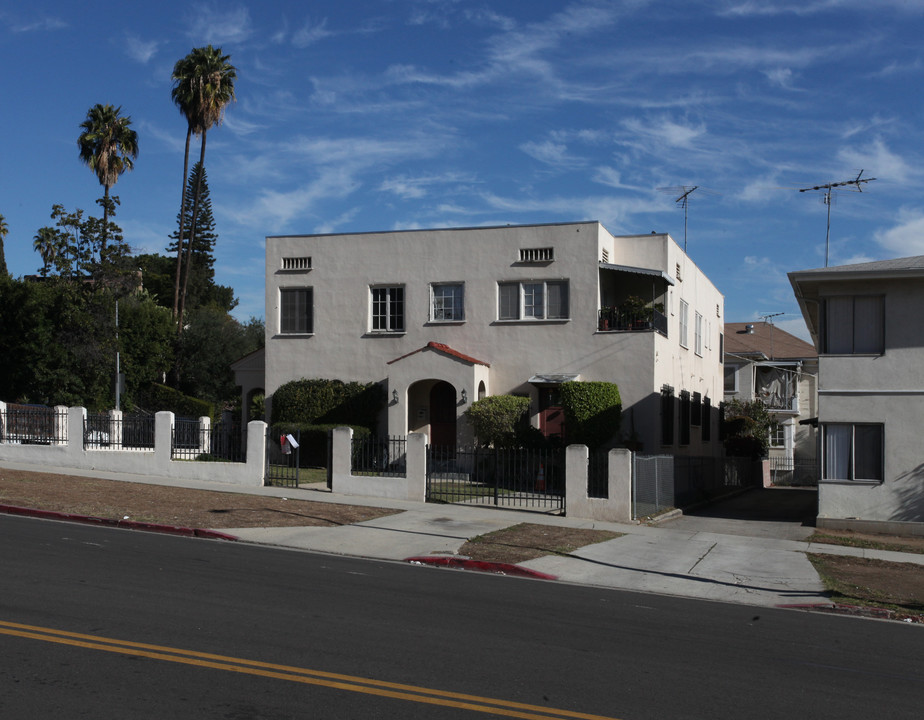 1860 Winon in Los Angeles, CA - Building Photo