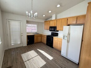 7607 Water View Way in Reno, NV - Building Photo - Building Photo