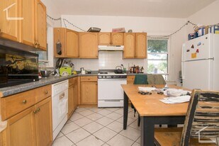 14 Alcott St in Boston, MA - Building Photo