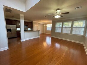 6715 Windrift Way in Austin, TX - Building Photo - Building Photo