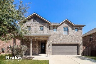 3805 Whisper Hollow Way in Fort Worth, TX - Building Photo