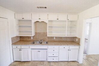 3306 2nd St in Lubbock, TX - Building Photo - Building Photo