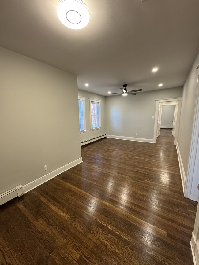 25 Forest St, Unit #1 in Boston, MA - Building Photo - Building Photo
