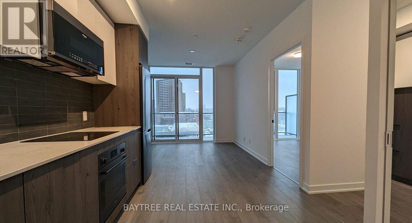 5 Defries St in Toronto, ON - Building Photo