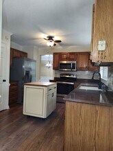 7235 Kinsmore Ln in Charlotte, NC - Building Photo - Building Photo