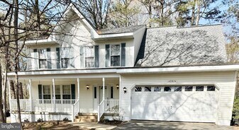 43974 White Cedar Ln in California, MD - Building Photo