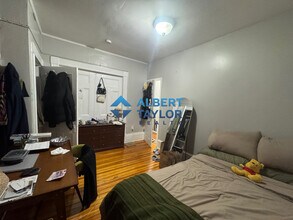 5 Champney Pl, Unit 1 in Boston, MA - Building Photo - Building Photo