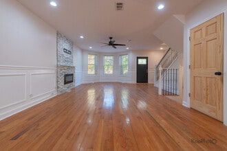 527 N Ridgeway Ave in Chicago, IL - Building Photo - Building Photo