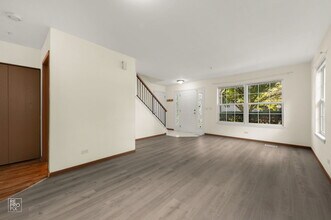 1429 Orleans Dr in Mundelein, IL - Building Photo - Building Photo