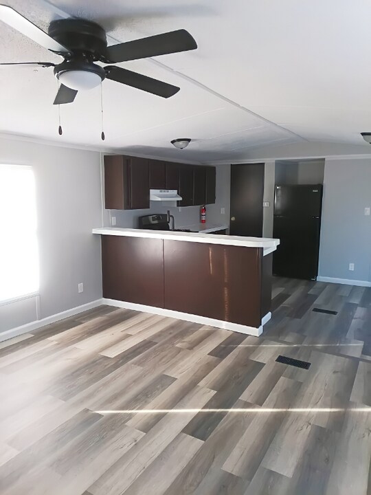 5 Deerwood Park in Centralia, IL - Foto de edificio