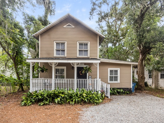 property at 722 Ellis St