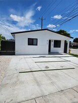 8701 SW 36th St in Miami, FL - Building Photo