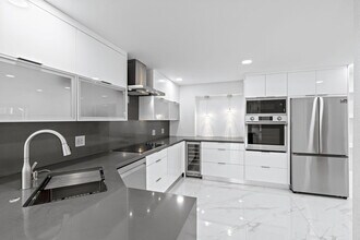 5341 N Andrews Ave in Fort Lauderdale, FL - Building Photo - Building Photo