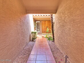 15825 N 61st St in Scottsdale, AZ - Building Photo - Building Photo