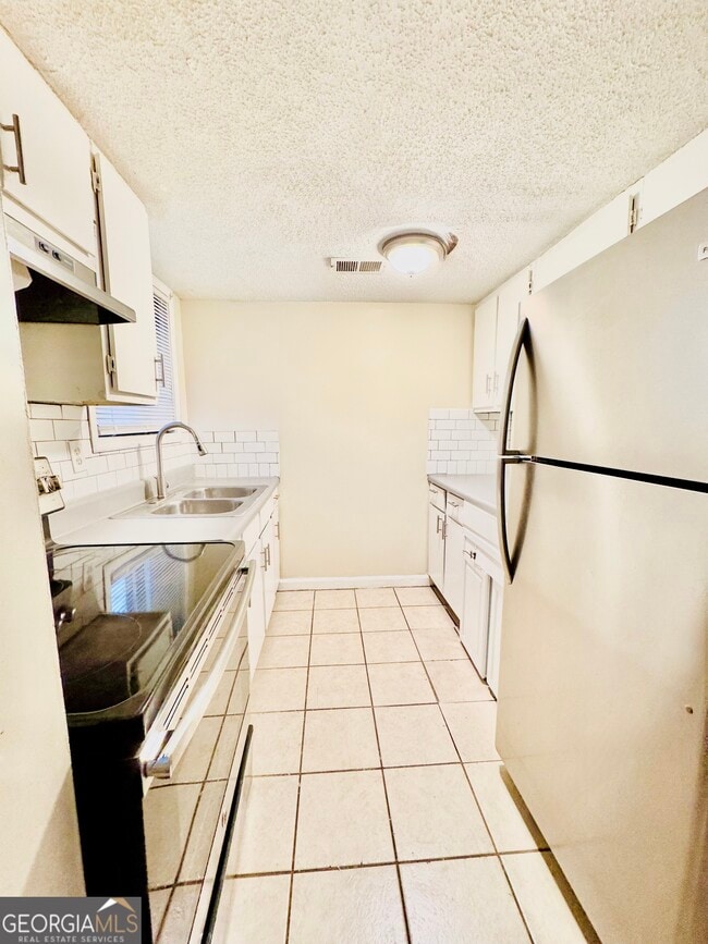 4755 Yates Rd in Atlanta, GA - Building Photo - Building Photo