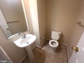 1724 Market St in Owings, MD - Building Photo - Building Photo