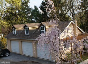 204 Conestoga Rd in Devon, PA - Building Photo