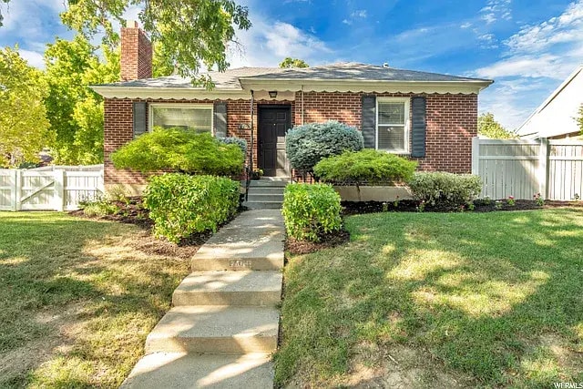property at 1705 E Downington Ave