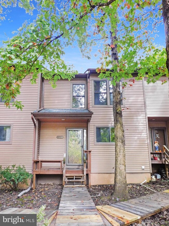 property at 23348 Red Oak Ct