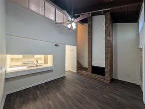 6019 Ridgecrest Rd in Dallas, TX - Building Photo - Building Photo