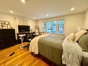 177 Faneuil St, Unit 1 in Boston, MA - Building Photo - Building Photo