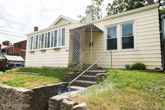 208 Pope St in Louisville, KY - Building Photo - Building Photo