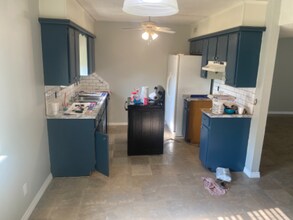 1813 N Chambers Ave in Claremore, OK - Building Photo - Building Photo