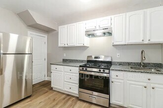 2547 S Robinson St in Philadelphia, PA - Foto de edificio - Building Photo