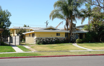 11712 Stuart Dr in Garden Grove, CA - Building Photo - Building Photo