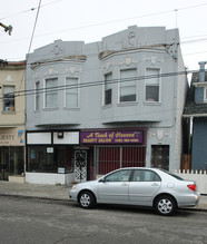 824-830 Holloway Ave in San Francisco, CA - Building Photo - Building Photo