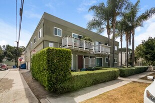 474 Sherman Ave in Los Angeles, CA - Building Photo