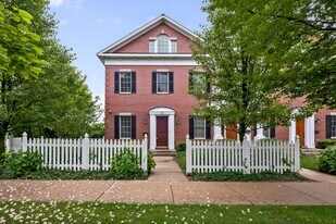 932 Westmoor Rd in Winnetka, IL - Building Photo