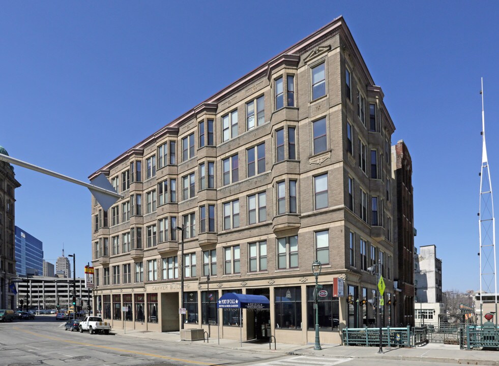Cawker Building in Milwaukee, WI - Building Photo