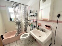 26 Gardena St, Unit 2 - 6