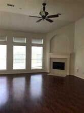 4715 Schiller Park Ln in Sugar Land, TX - Building Photo - Building Photo