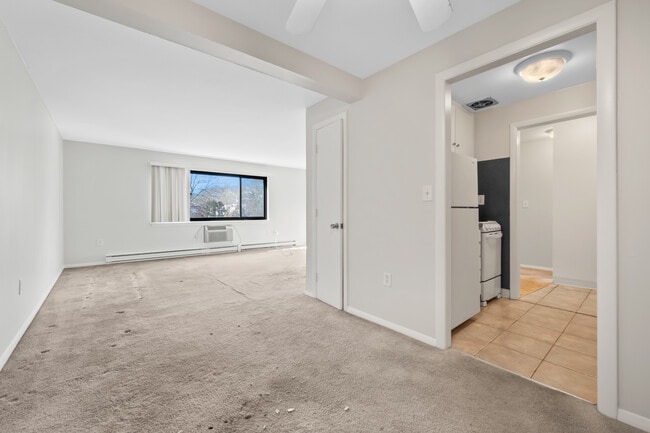 43 Olcott Dr, Unit 237