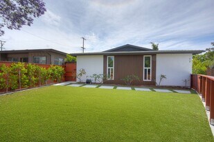 17 W Avenida Cornelio in San Clemente, CA - Building Photo