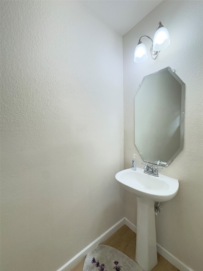 property at 7935 Barnes Ridge Ln