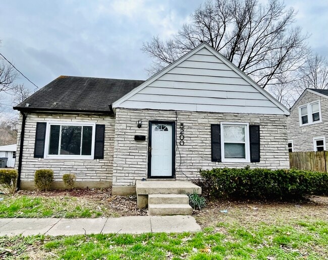 property at 5200 Stephan Dr