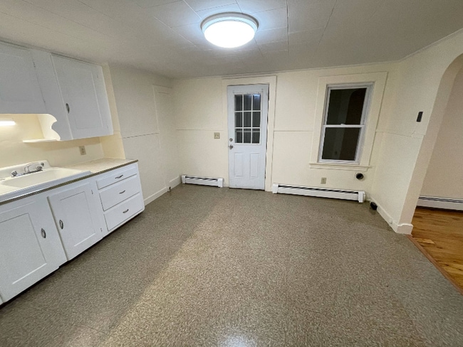 7 Dartmouth St in Biddeford, ME - Building Photo - Building Photo