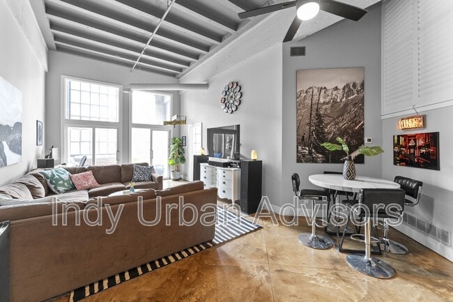 property at 611 N Park Ave