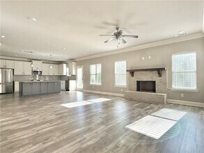 1917 Castleberry Ln in Buford, GA - Building Photo - Building Photo