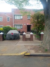 29 Troy Ave in Brooklyn, NY - Foto de edificio - Building Photo