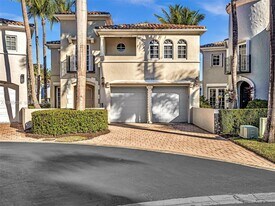 20780 NE 32nd Ave in Miami, FL - Building Photo